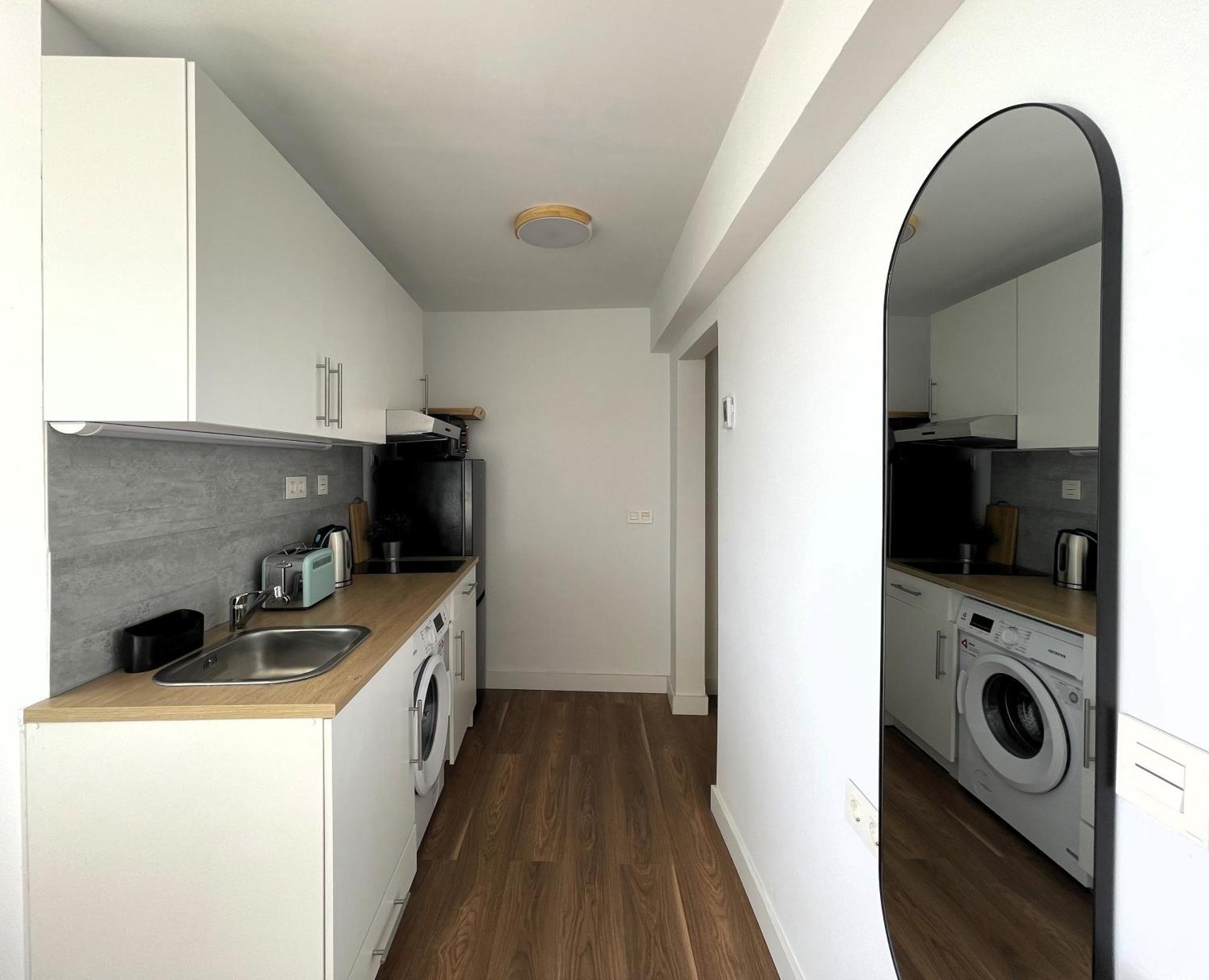Apartamento Calma Carihuela Beach - 10 Metros De La Playa Torremolinos Exteriör bild