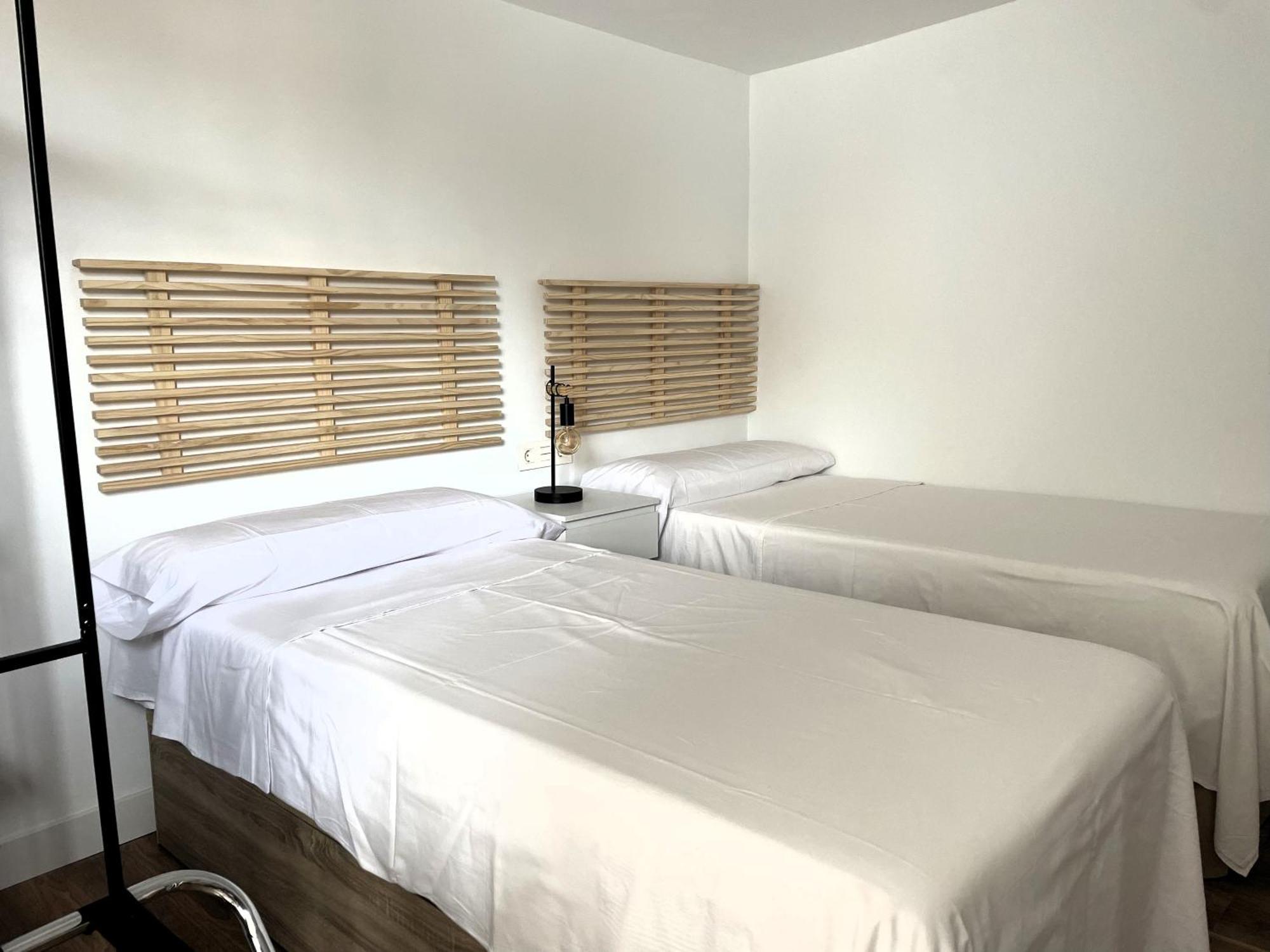 Apartamento Calma Carihuela Beach - 10 Metros De La Playa Torremolinos Exteriör bild